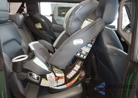 2023 Ford Bronco Outer Banks z USA, uszkodzony, nr VIN 1FMEE5BP6PLB72438